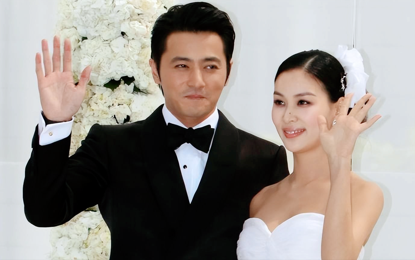 其实张东健是很现实的一个男人,虽然合作过那么多美女,但他更看重女方