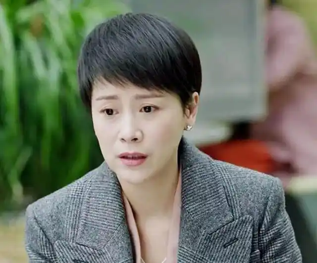 "曾火遍全国,现毫无音讯"的6位女演员,张小斐上榜,她最可惜