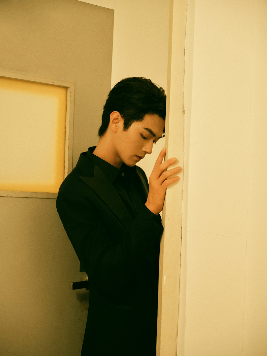 看一组许凯的照片,真是帅到爆啊!