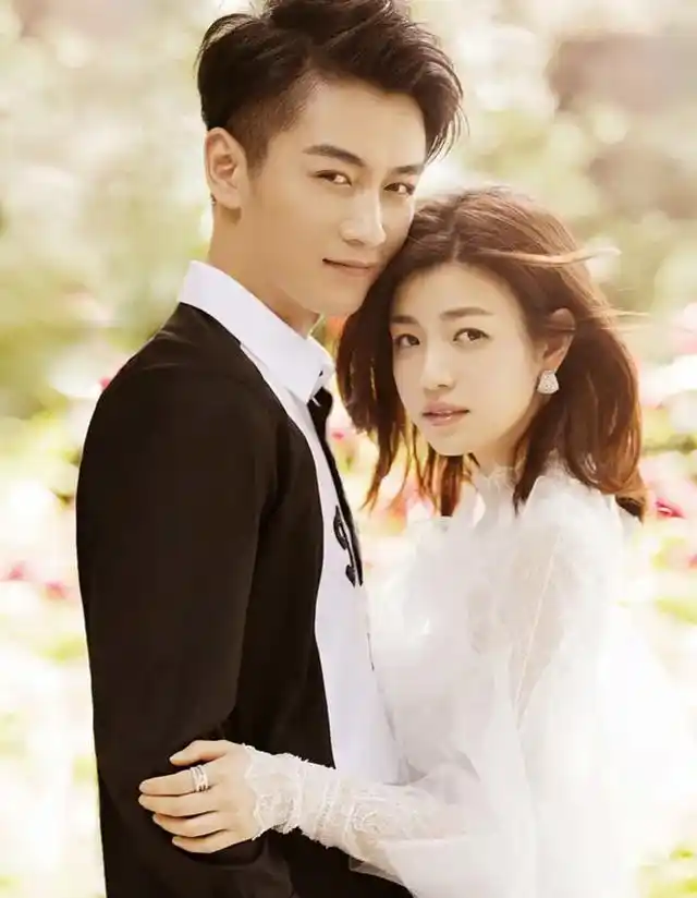 回顾陈晓娶了大4岁的陈妍希结婚7年他真的幸福吗