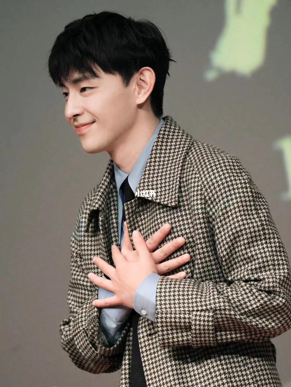 开心了就看看伦宝这治愈的笑容吧 以爱之名,从始至终都愿意98#邓伦