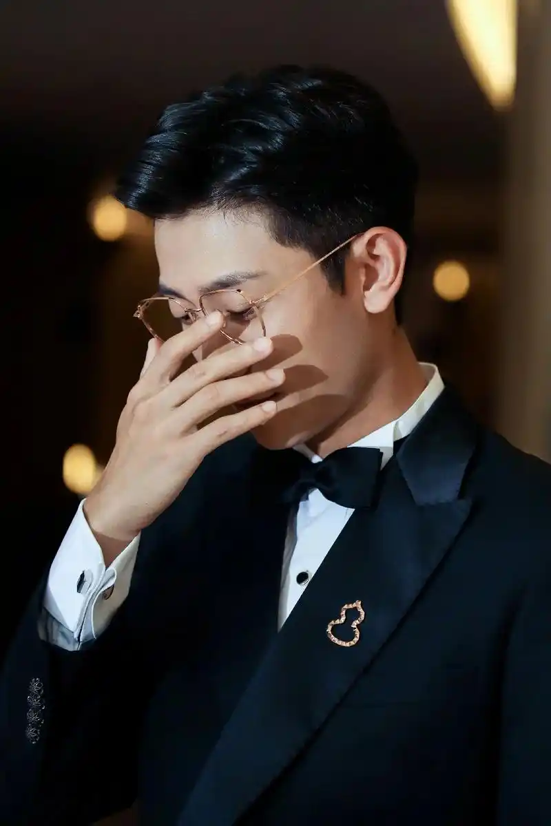 高清图99#北京国际电影节 #演员 #张一山  - 抖音