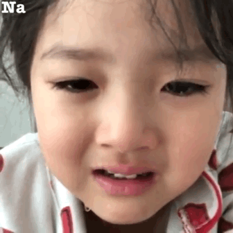 权律二泪流满面戏精权律二的哭哭表情包