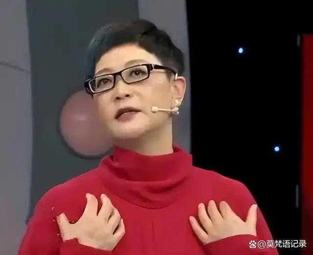 央视春晚小品首位女演员,如果不是她结婚,宋丹丹不可能一家独大