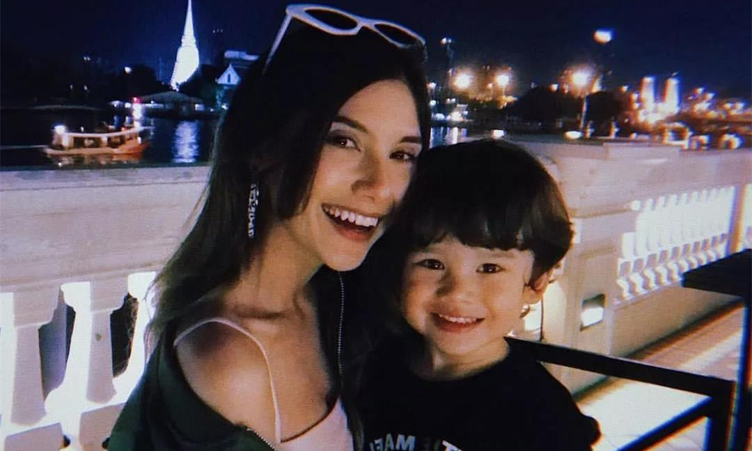 泰国男星mike前女友sara发文滚出我和我儿子的生活