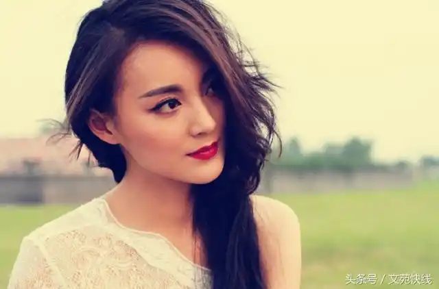 毛林林,1986年10月8日生于浙江省温州市,中国大陆女演员