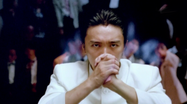 《赌圣》周星驰在爱情的力量下,特异功能大显神威赢得了赌王比赛