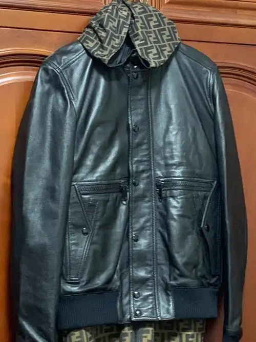 在hbx捡漏一件dior男士真皮夹克的后继