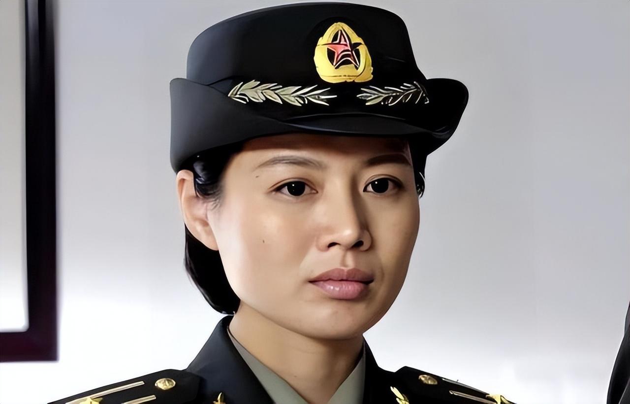 程愫花21年捧红男子却遭遇分手,分手5年后她的报复堪称教科书_傅程鹏