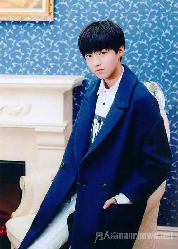 李佳宁王俊凯婚纱照吻照是真的吗 网曝王俊凯家庭背景