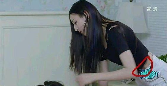 迪丽热巴居然也有纹身?还纹在了这个部位,网友:清纯尽毁