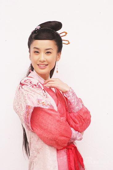 黄圣依新年大戏连台 《碧血剑》昨日开播(图)