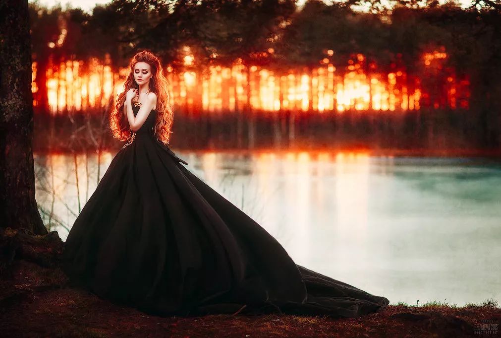 佳作欣赏俄罗斯艺术人像摄影作品赏析