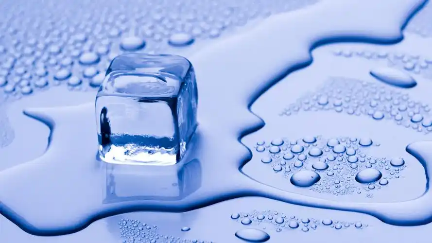 电脑壁纸 摄影 静物写真 晶莹剔透的冰块