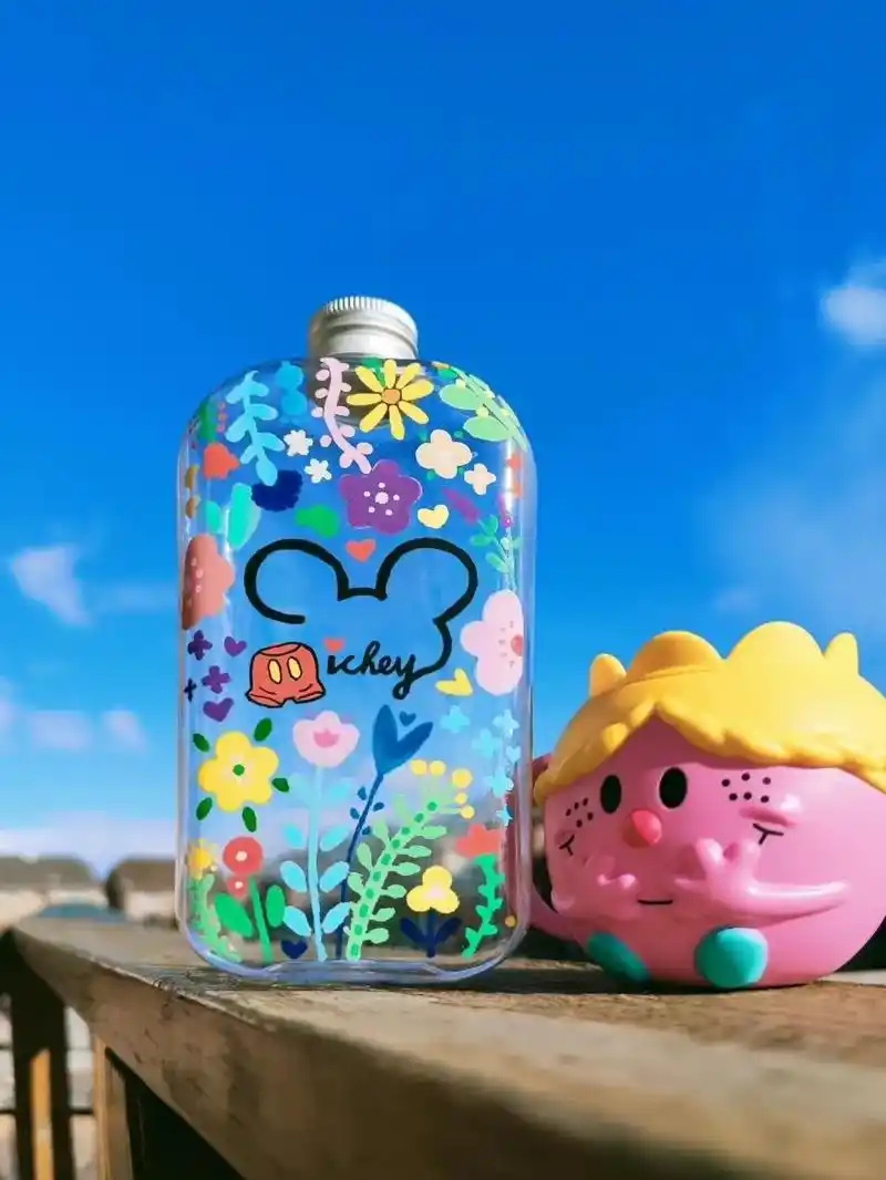 抖音图文来了 手绘彩绘玻璃瓶丙烯笔画废弃的玻璃瓶 旧物改造 - 兑趑