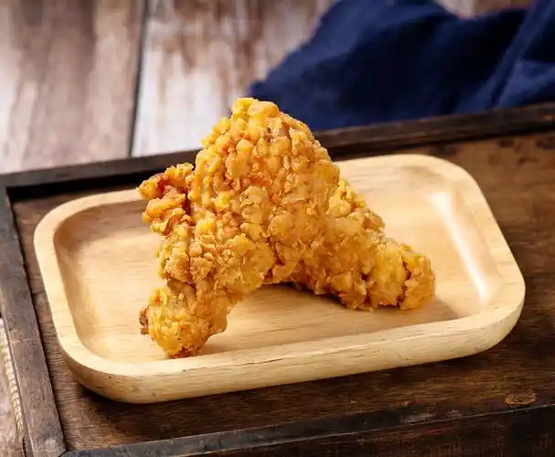 炸鸡腿用什么粉裹很关键大厨透露技巧炸出来皮脆肉嫩太香了