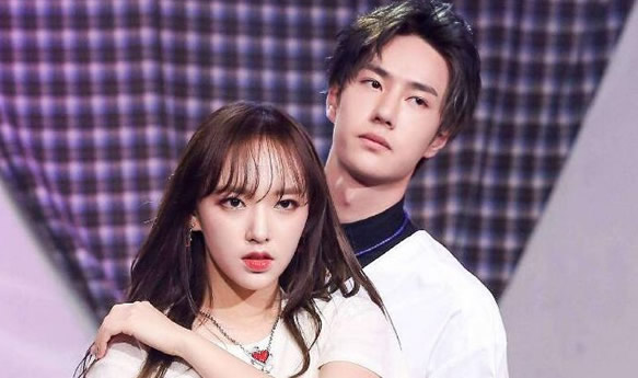 王一博和程潇同一家公司的艺人,他俩其实是师兄妹的关系.