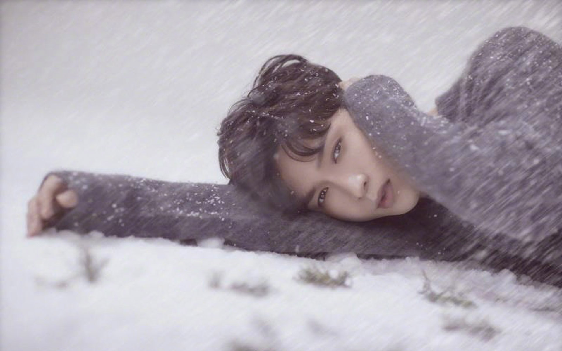 张艺兴冬日酷帅写真高清图片桌面壁纸