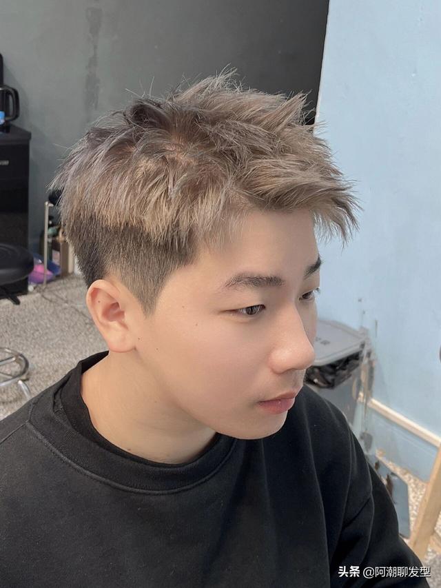 男士染发颜色2022流行(染发颜色推荐2022男士)-天晟网