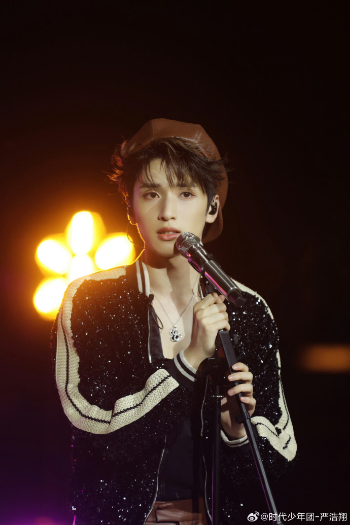 严浩翔神图##和严浩翔一起拥抱春天