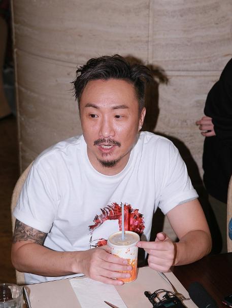 吐槽陈奕迅不会唱歌,邓紫棋飙高音都是瞎喊,郑中基凭什么这么狂