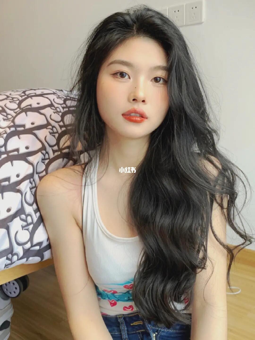 长发复古水波纹大卷烫发