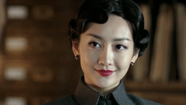 是谁梦回《伪装者》汪曼春?让人又爱又恨的女反派!