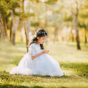 儿童样片2022新影楼儿童写真艺术照样片女童外景