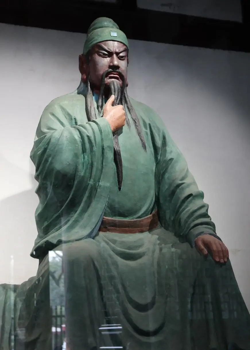 过五关斩六将,却因帽子被现代人讨论_关羽_刘备_胡氏