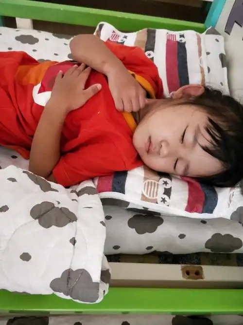 9.1第一天在幼儿园睡觉的我们