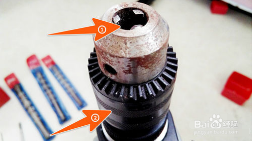 手电钻钻头怎么取下来?