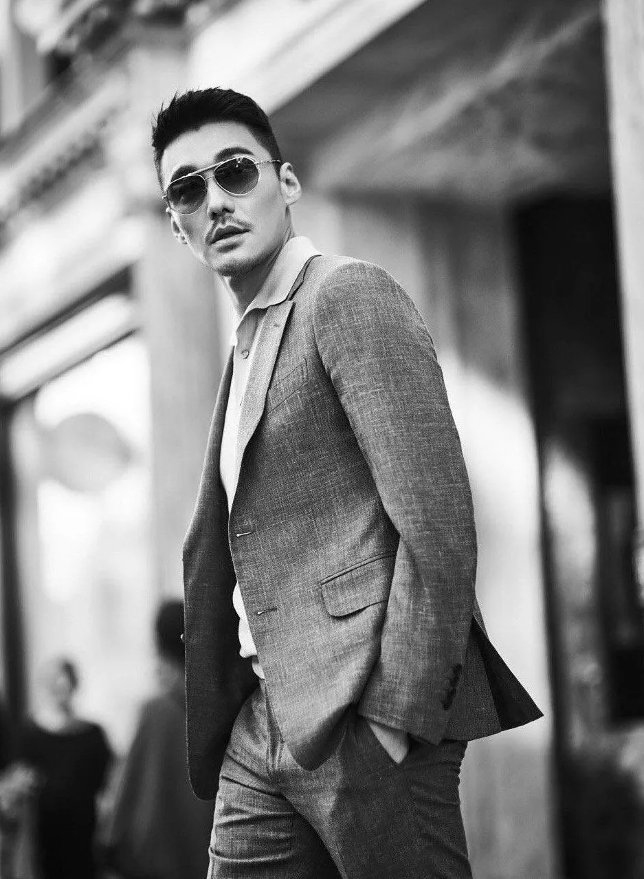 51岁胡兵帅出新高度,超模气场堪称行走的衣架,这个男人不会老?插图9