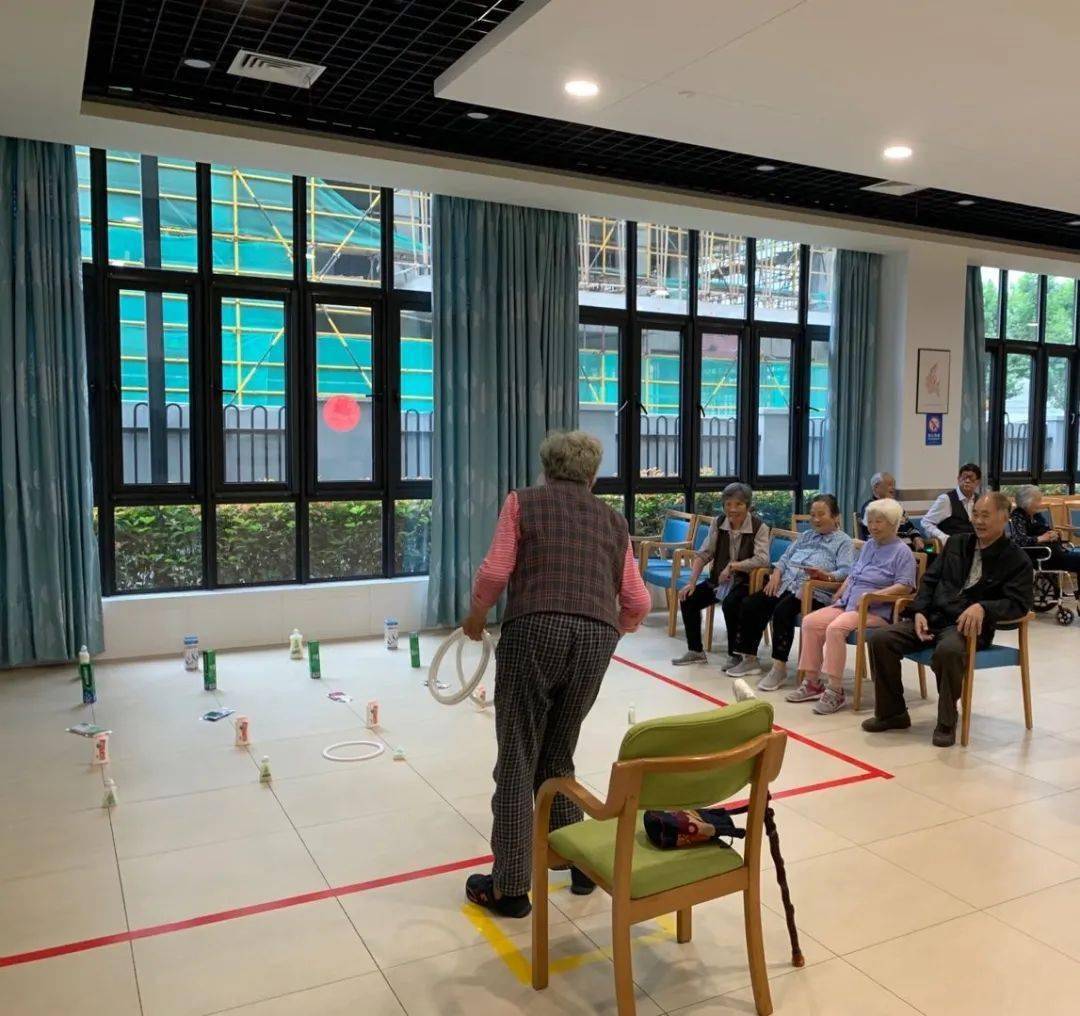 科室老年人"花样"娱乐活动(有图有视频),你一定想不到吧?