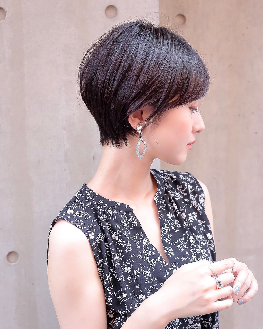 原创中老年女性发型别瞎剪选这18款就对了洋气利落显年轻