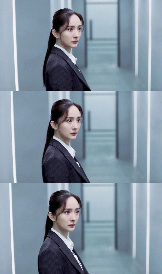 杨幂《暴风眼》壁纸:每一帧都拍的好好看,简直壁纸输出剧