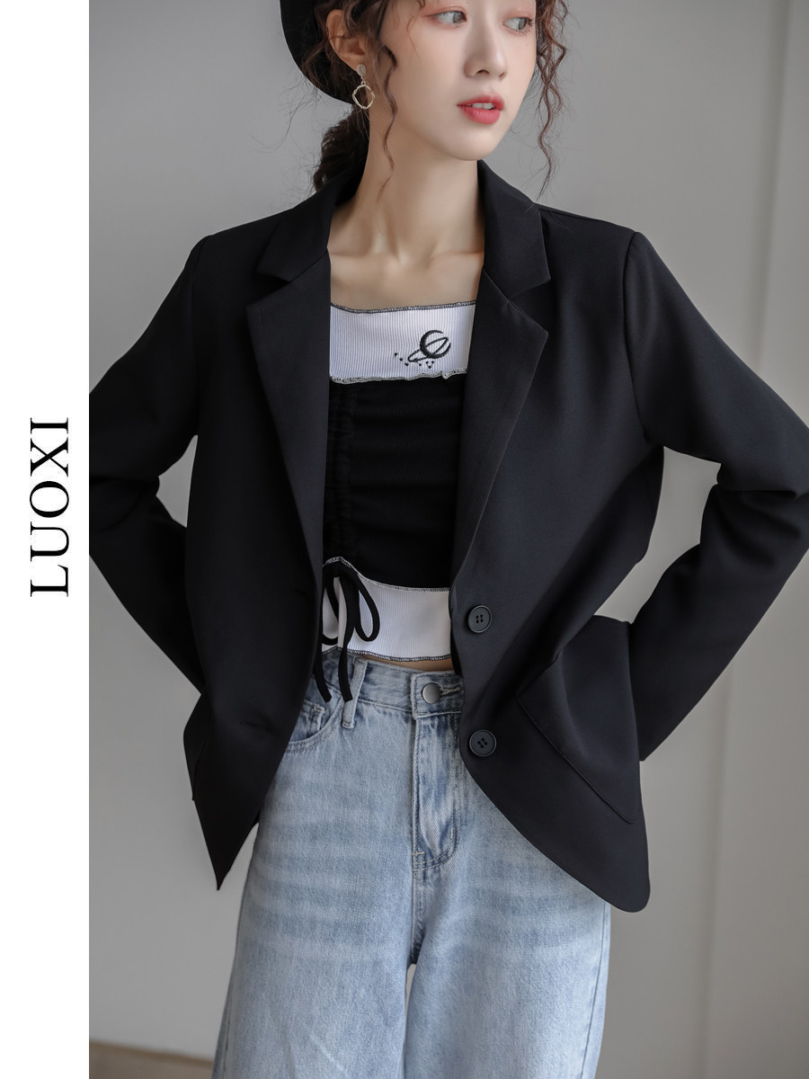 洛熙2020年新款黑色小西西装女士休闲职业短款cosplay女装