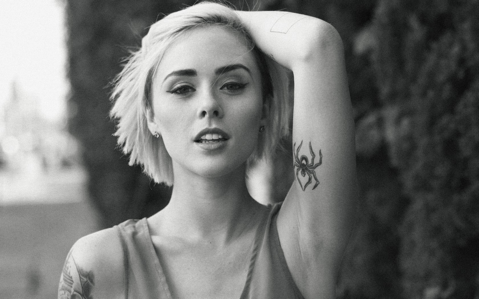 欧美黑白简约风格高清美女图片电脑桌面壁纸下载第二辑