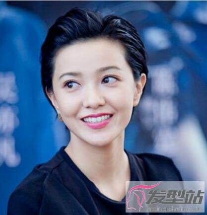 女生背头短发设计 干练洒脱比男生还帅_发型站_最新流行发型设计发型