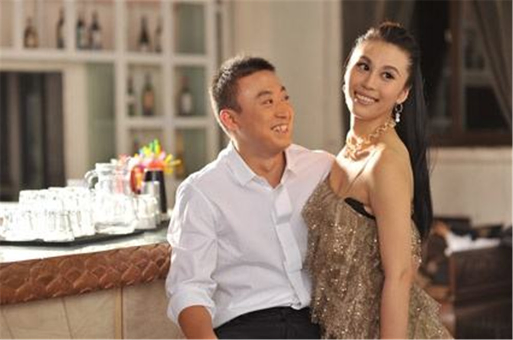 马琳有过2次婚姻,2任妻子天差地别,现任娇妻美的让人心动!