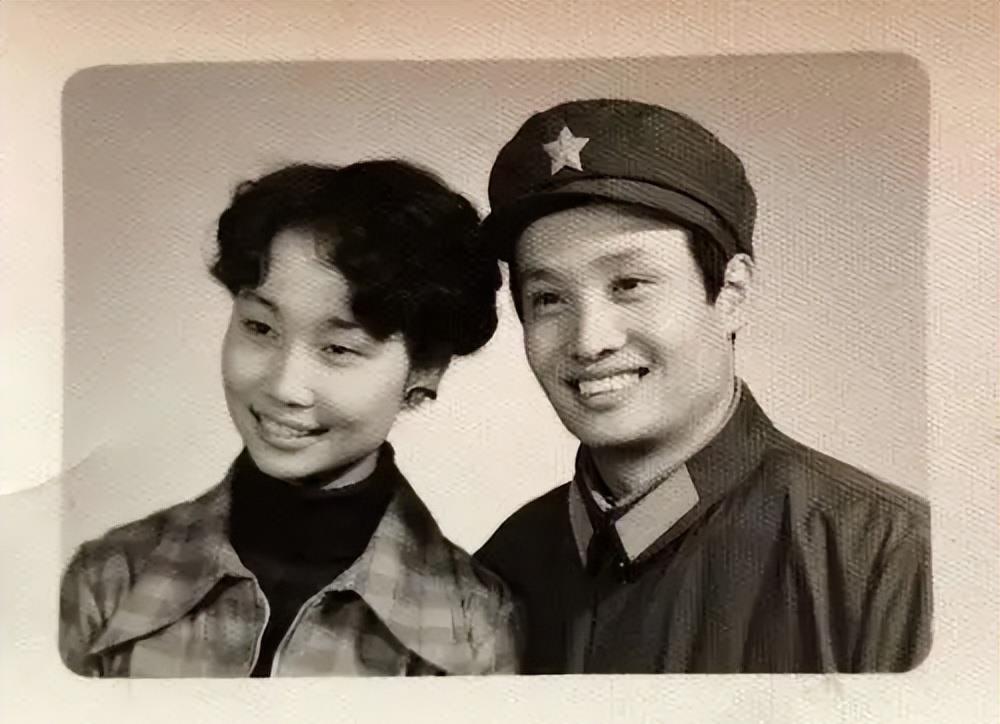 唱了一辈子军歌,到老却被骂惨?66岁的阎维文做错了啥?