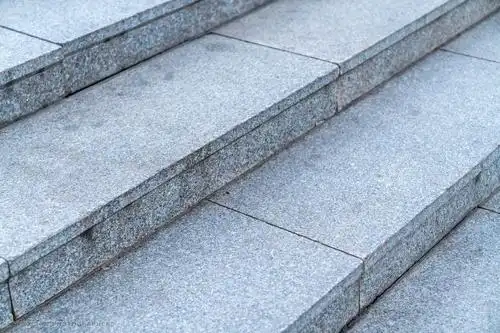 一节一节用大理石做成的台阶 静物 石头 楼梯 户外 商业 登山 阶梯 路