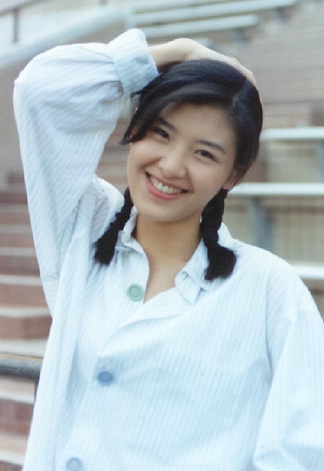 苏慧伦:20岁发第一张专辑,经历三段失败的感情,44岁嫁给爱情