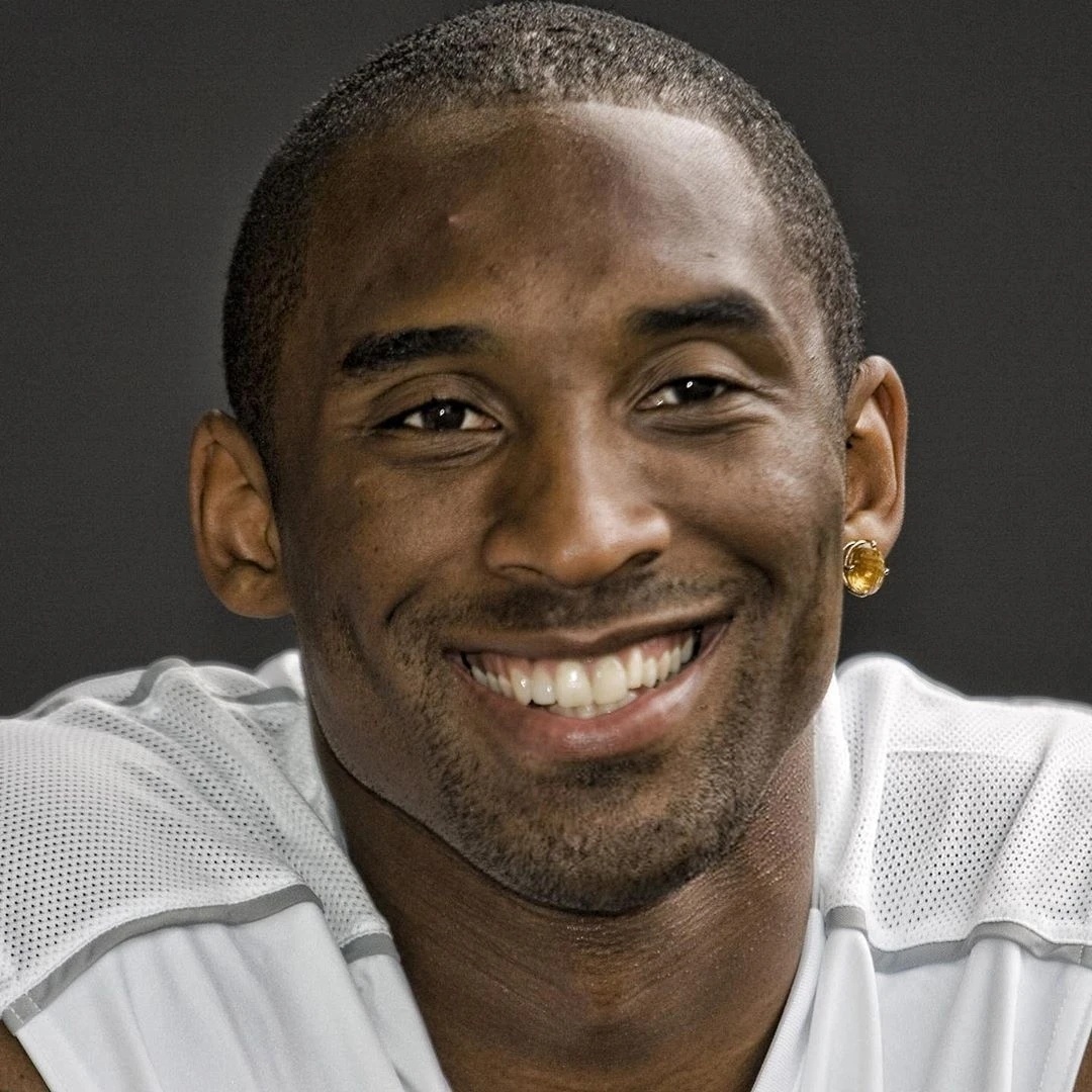 飞天遁地的小飞侠来啦,科比去世一周年,曼巴精神永存 - nba头像壁纸馆