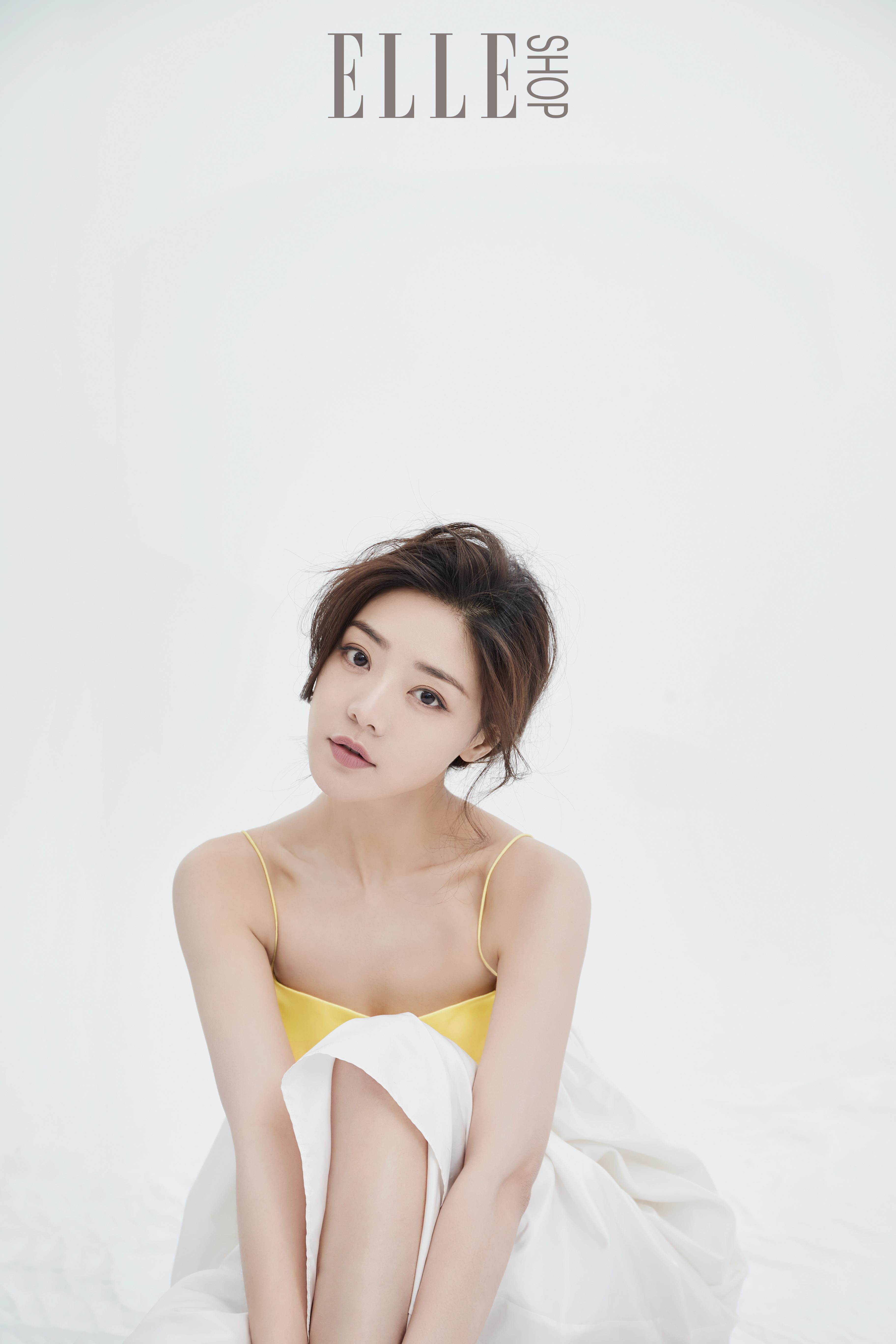 邓家佳唯美写真曝光 以自信坚韧之心随心而跃