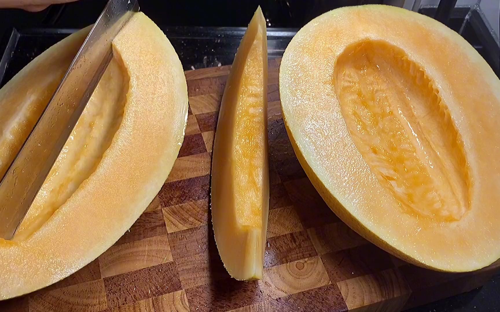 家里来客人,5种切哈密瓜方法,上桌大家都夸好,吃的方便不脏手