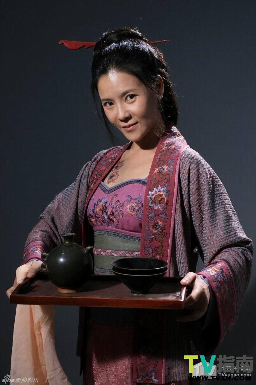 孙二娘扮演者何佳怡