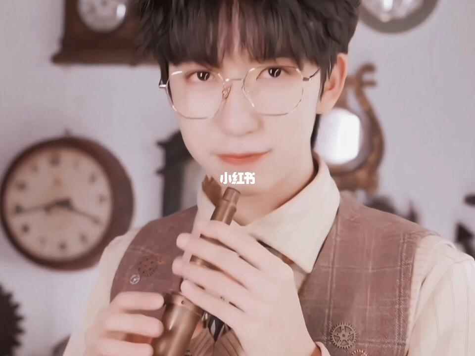 贺峻霖的那些回眸瞬间