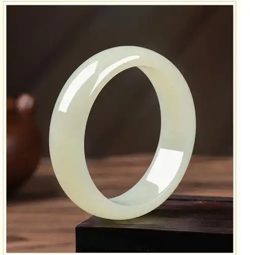 高档品质高级感新疆和田玉手镯女青白镯子玉手镯少女款玉手环青白玉女