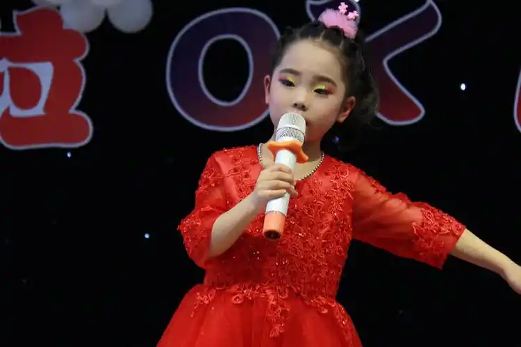 新苗幼儿园大一班唱歌比赛