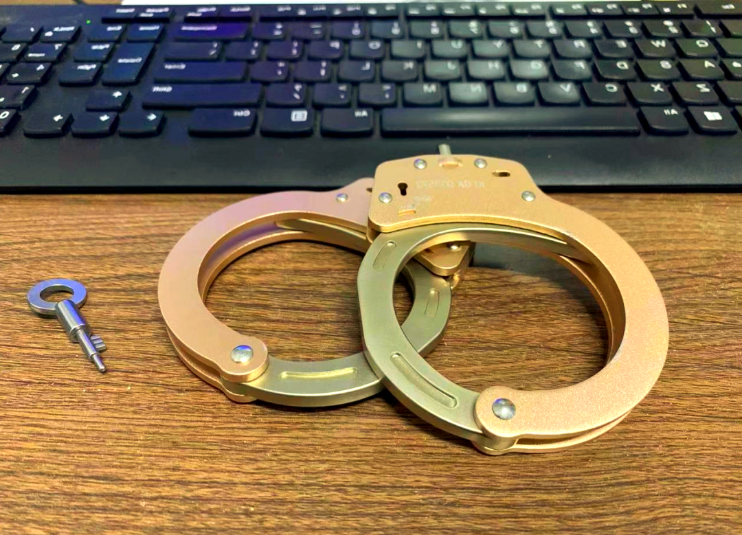 警用装备的独白与故事:新春佳节守护万家平安